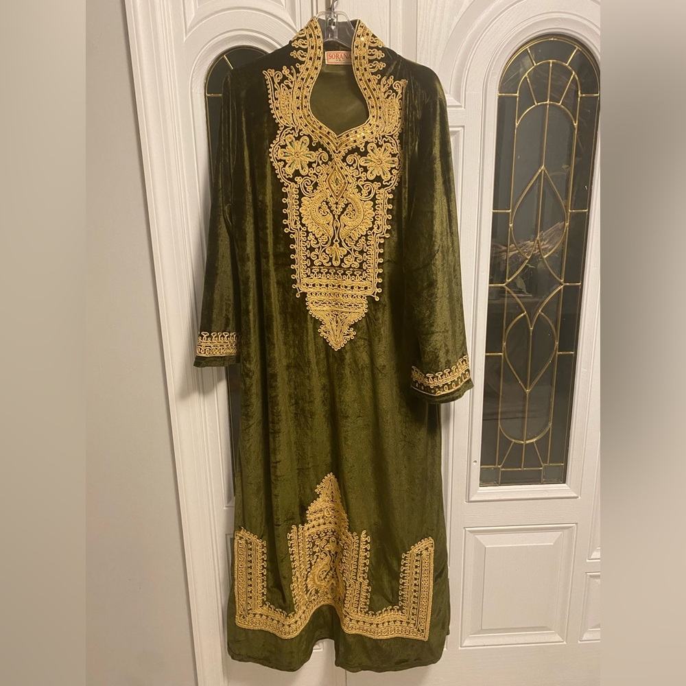 Dark olive green kaftan
